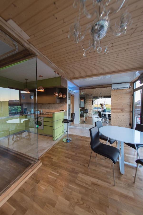 Kopel Haus - Studio - Self Acces Cod Location Balotesti Exterior photo